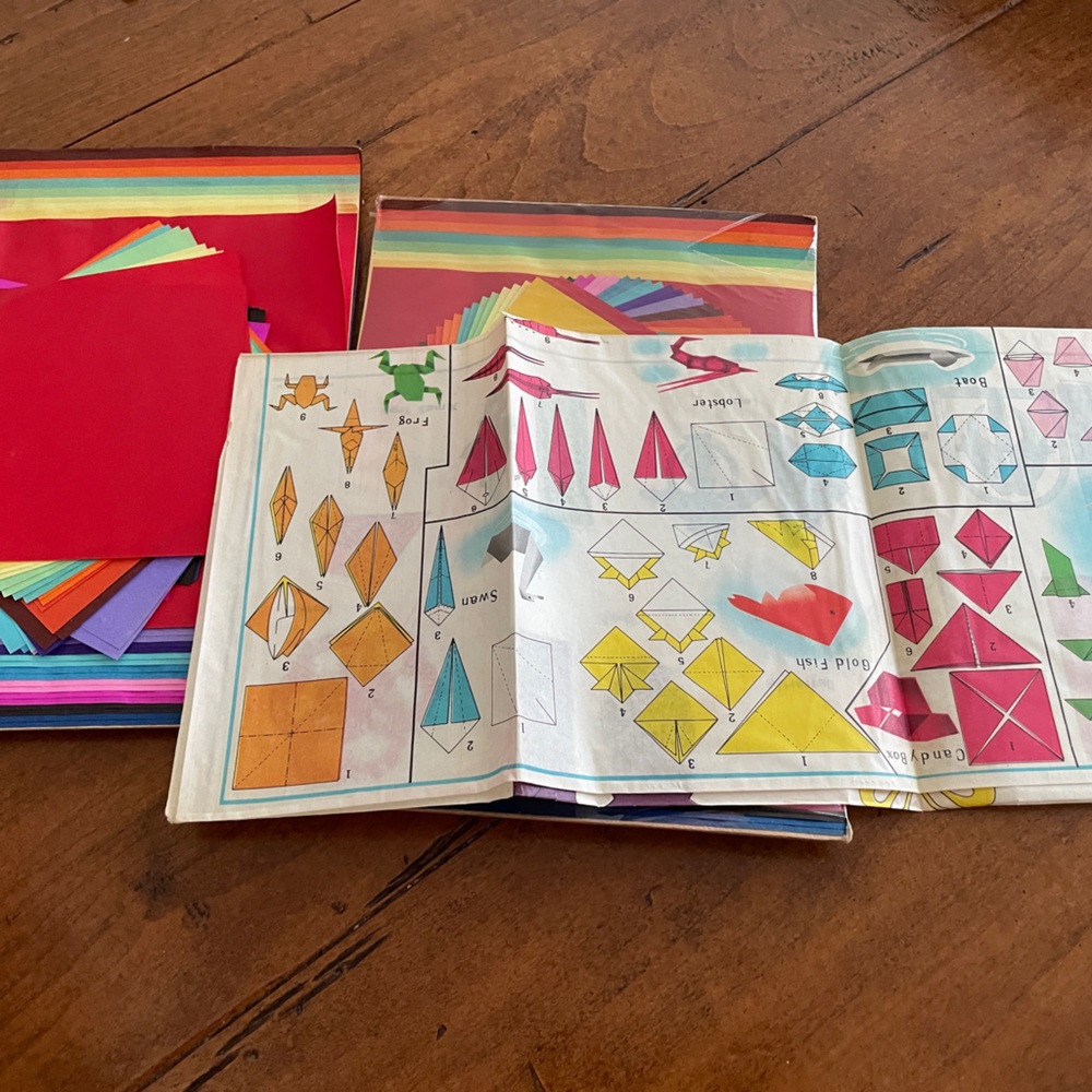 Origami Paper & How To Books - Picture 6 of 7